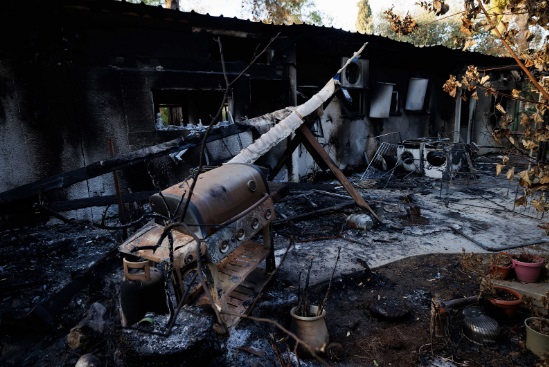 a burnt house in Nir Oz in October 7th. Credit: Kibbutz Nir Oz’s FB page.